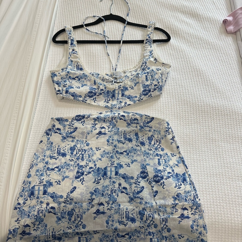 Bydee Blue and White Floral Dress